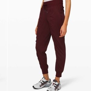 Lululemon Dance Studio Jogger - Garnet